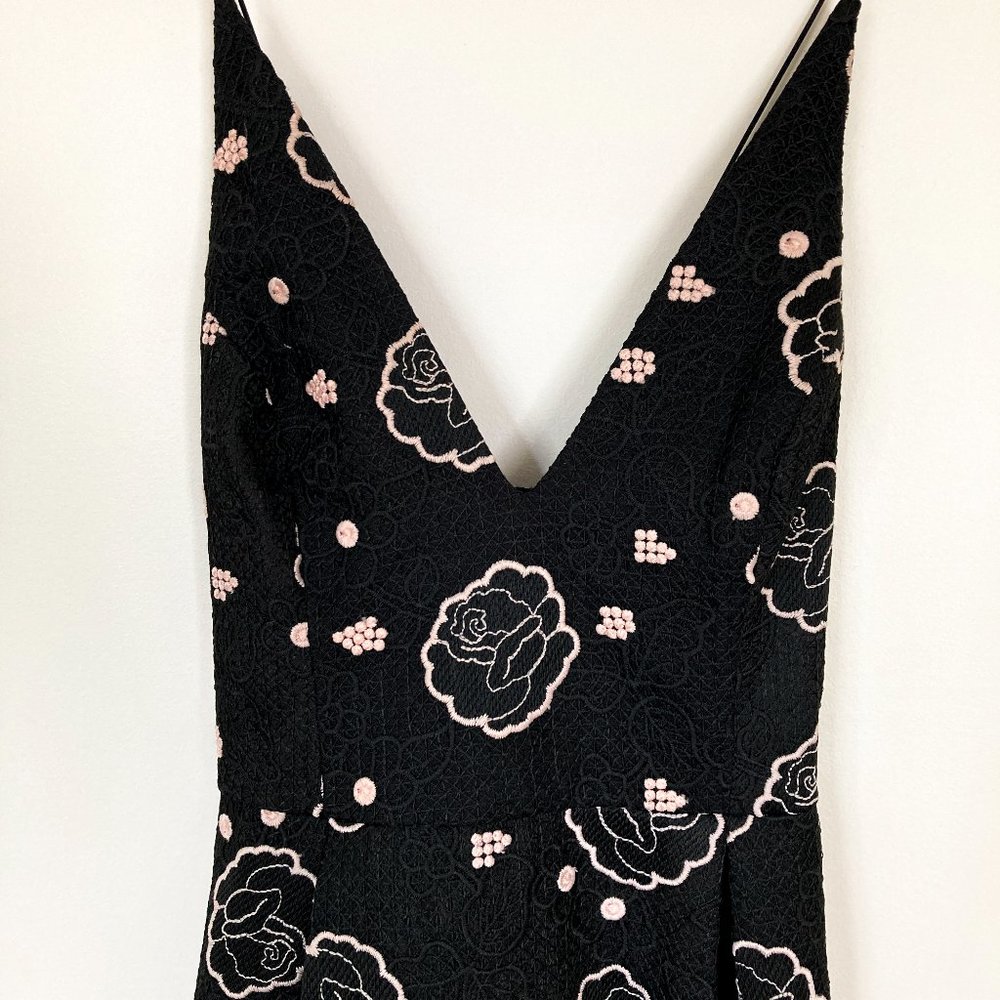 Topshop black mini dress with floral pattern - Size 10 - Picture 6 of 16